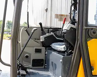 3.5 T Digger: Multi-Attachment Powerhouse for Any Task