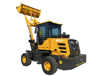How does the articulated steering work on the 930?