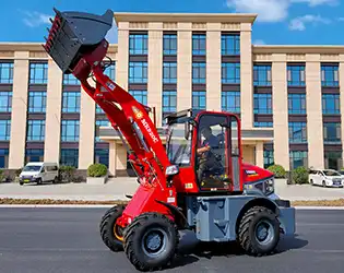 What are the advantages of the articulated design in the 920 Wheel Loader?